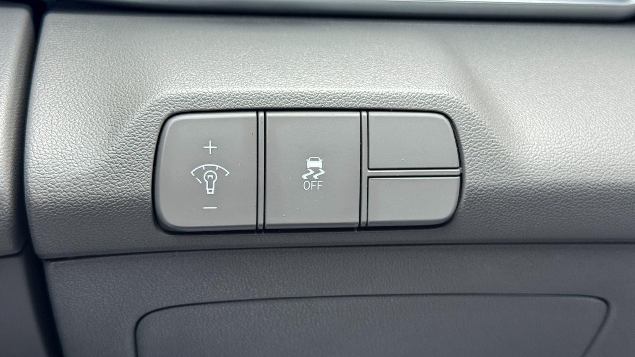 Hyundai Elantra SEL IVT 2024