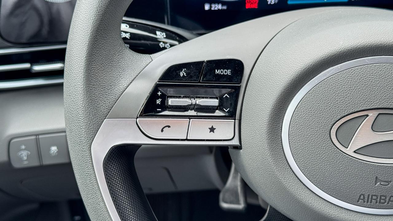 Hyundai Elantra SEL IVT 2024