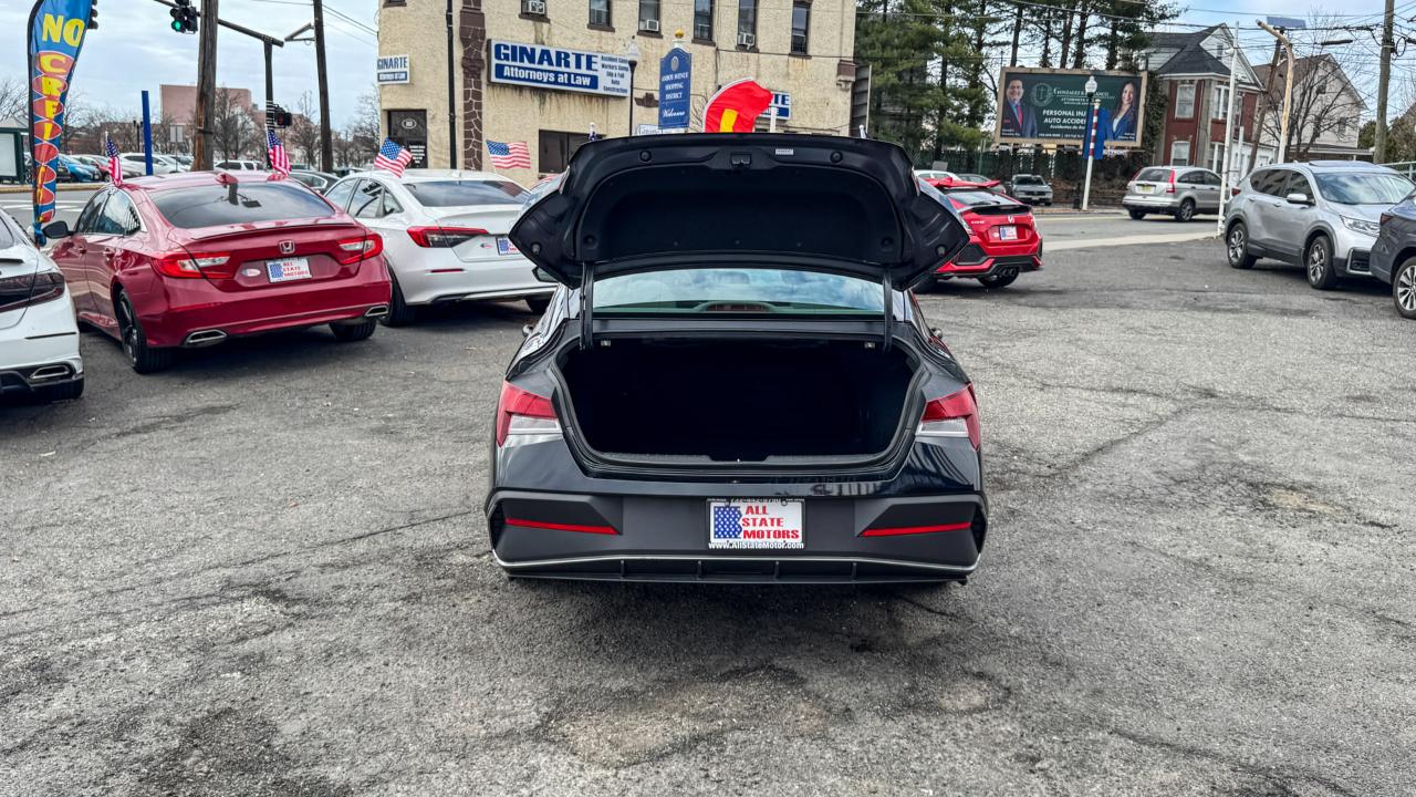 Hyundai Elantra SEL IVT 2024