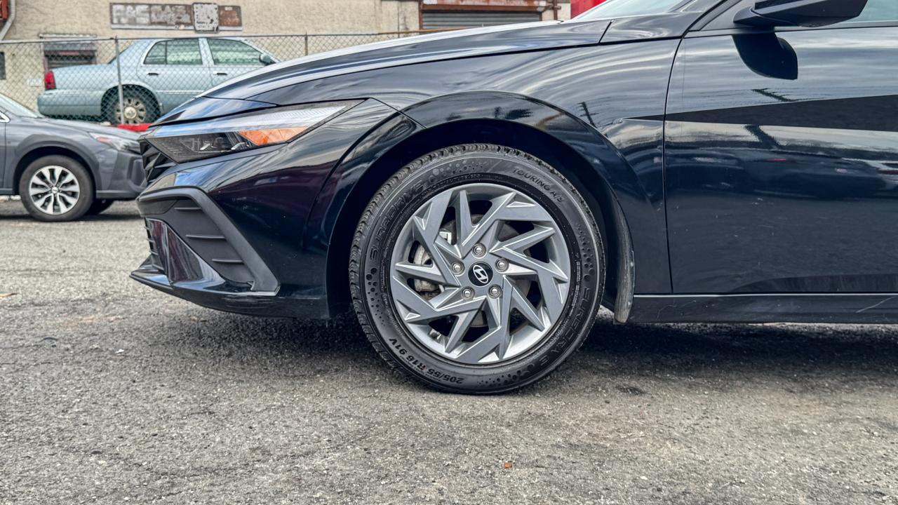 Hyundai Elantra SEL IVT 2024