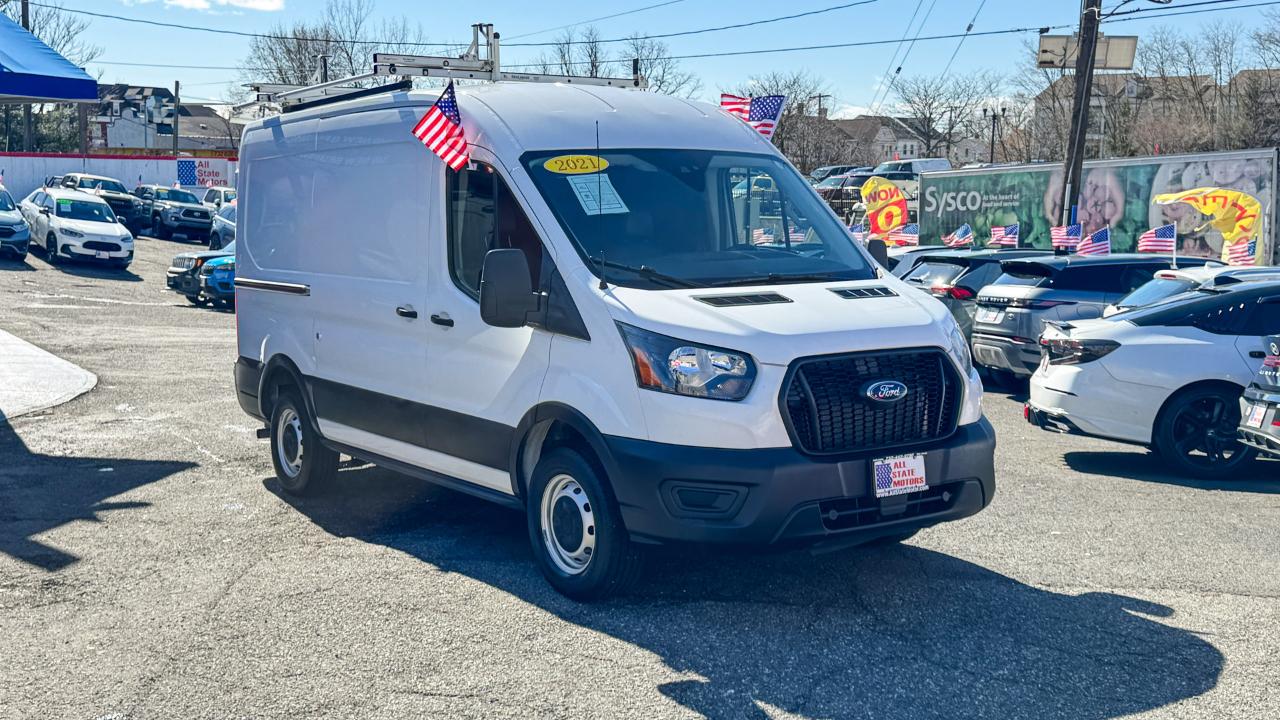 Ford Transit Cargo Van T-250 130" Med Rf 9070 GVWR RWD 2021