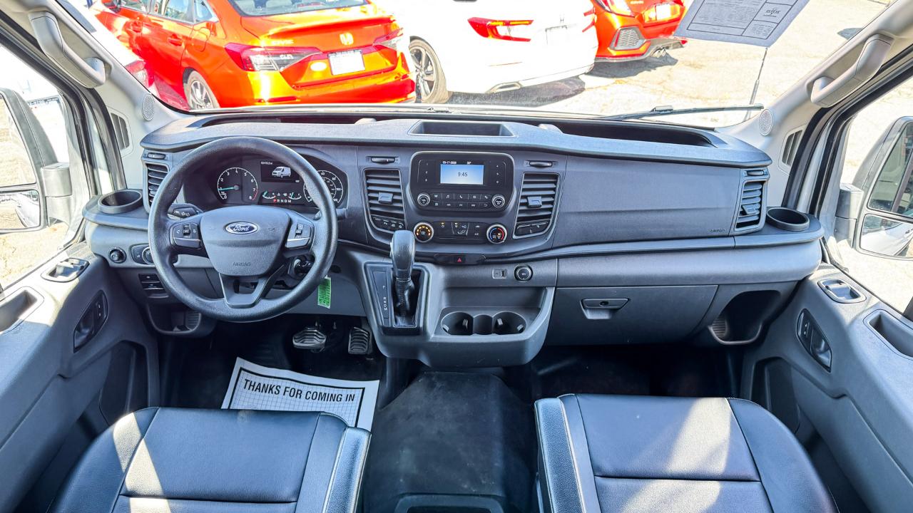 Ford Transit Cargo Van T-250 130" Med Rf 9070 GVWR RWD 2021