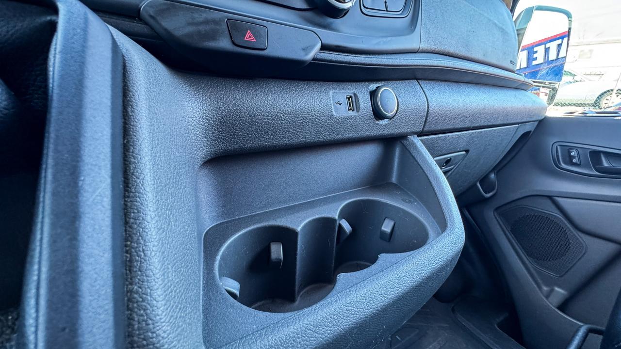 Ford Transit Cargo Van T-250 130" Med Rf 9070 GVWR RWD 2021