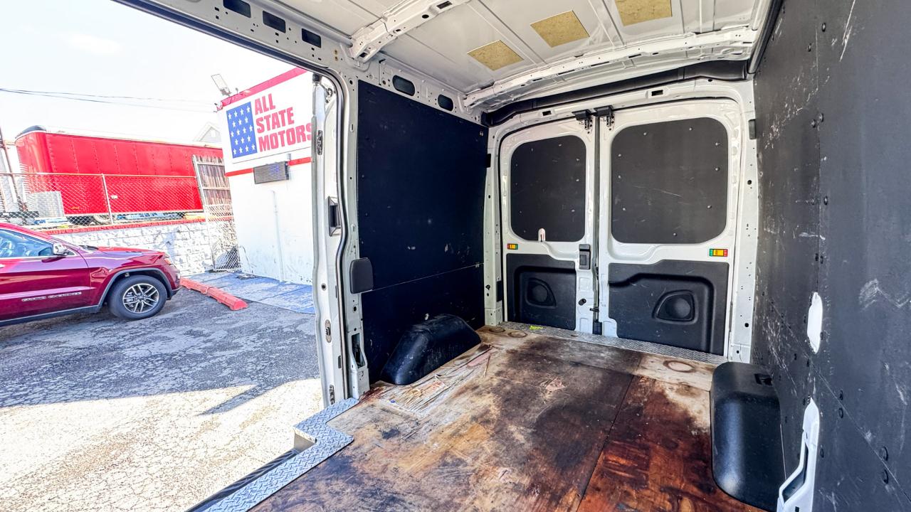 Ford Transit Cargo Van T-250 130" Med Rf 9070 GVWR RWD 2021
