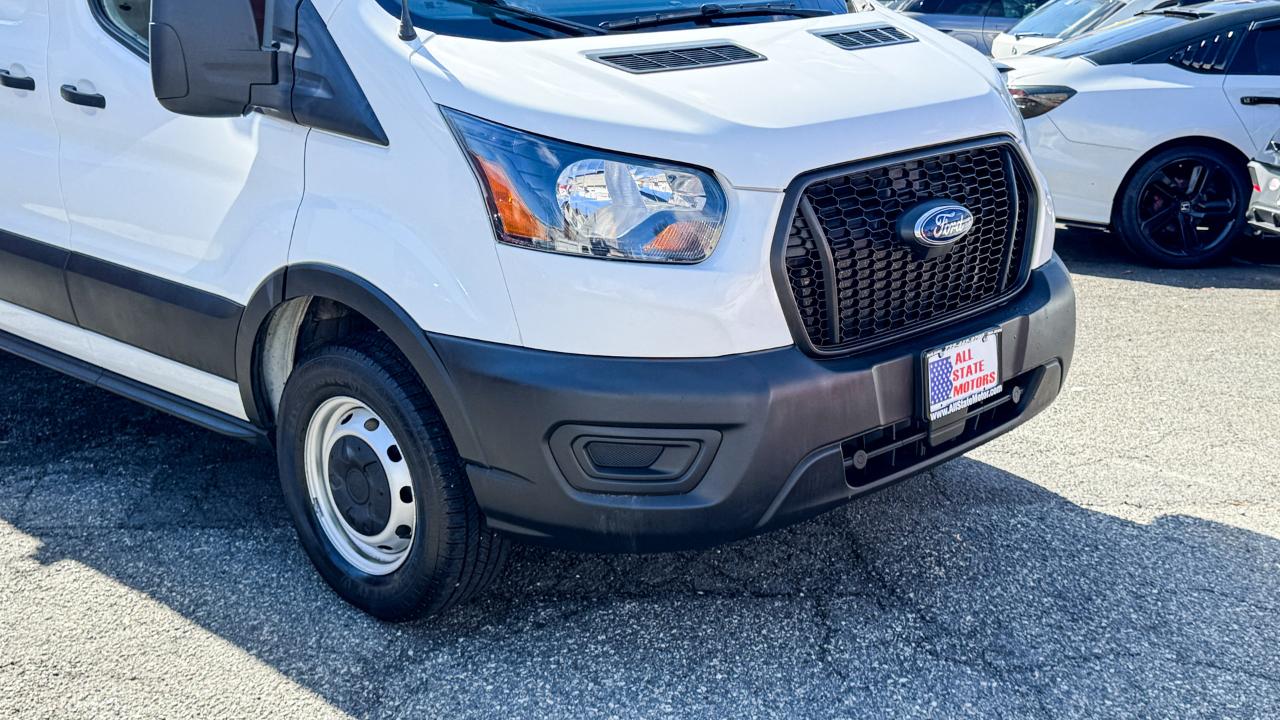 Ford Transit Cargo Van T-250 130" Med Rf 9070 GVWR RWD 2021