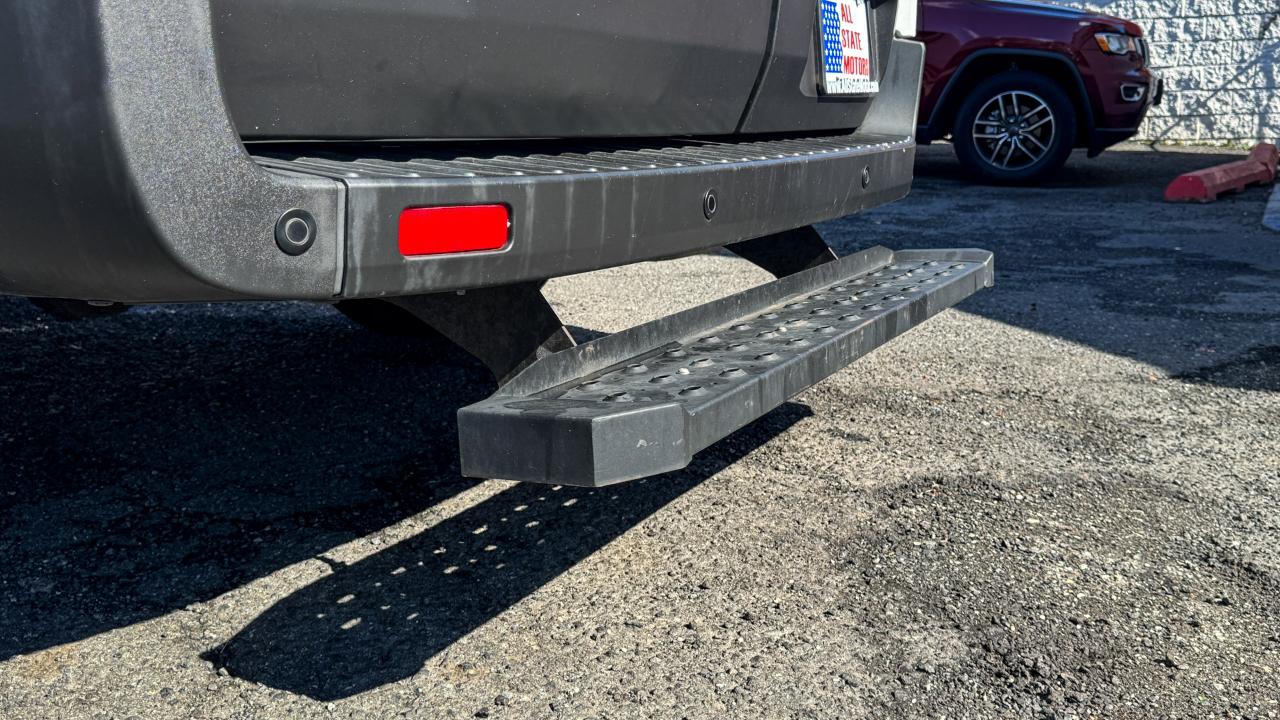 Ford Transit Cargo Van T-250 130" Med Rf 9070 GVWR RWD 2021