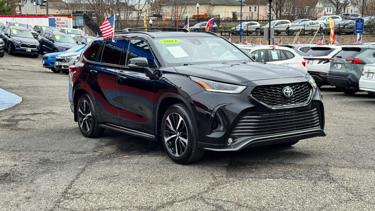 Toyota Highlander XSE AWD (Natl) 2021