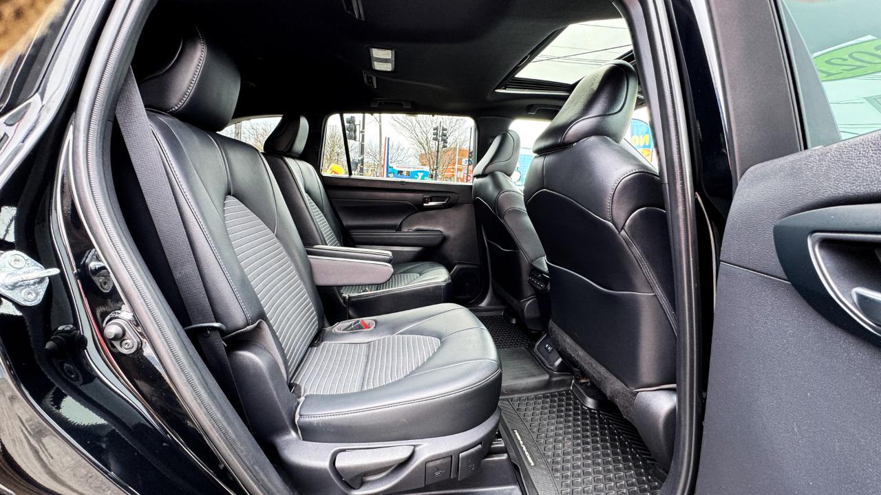 Toyota Highlander XSE AWD (Natl) 2021