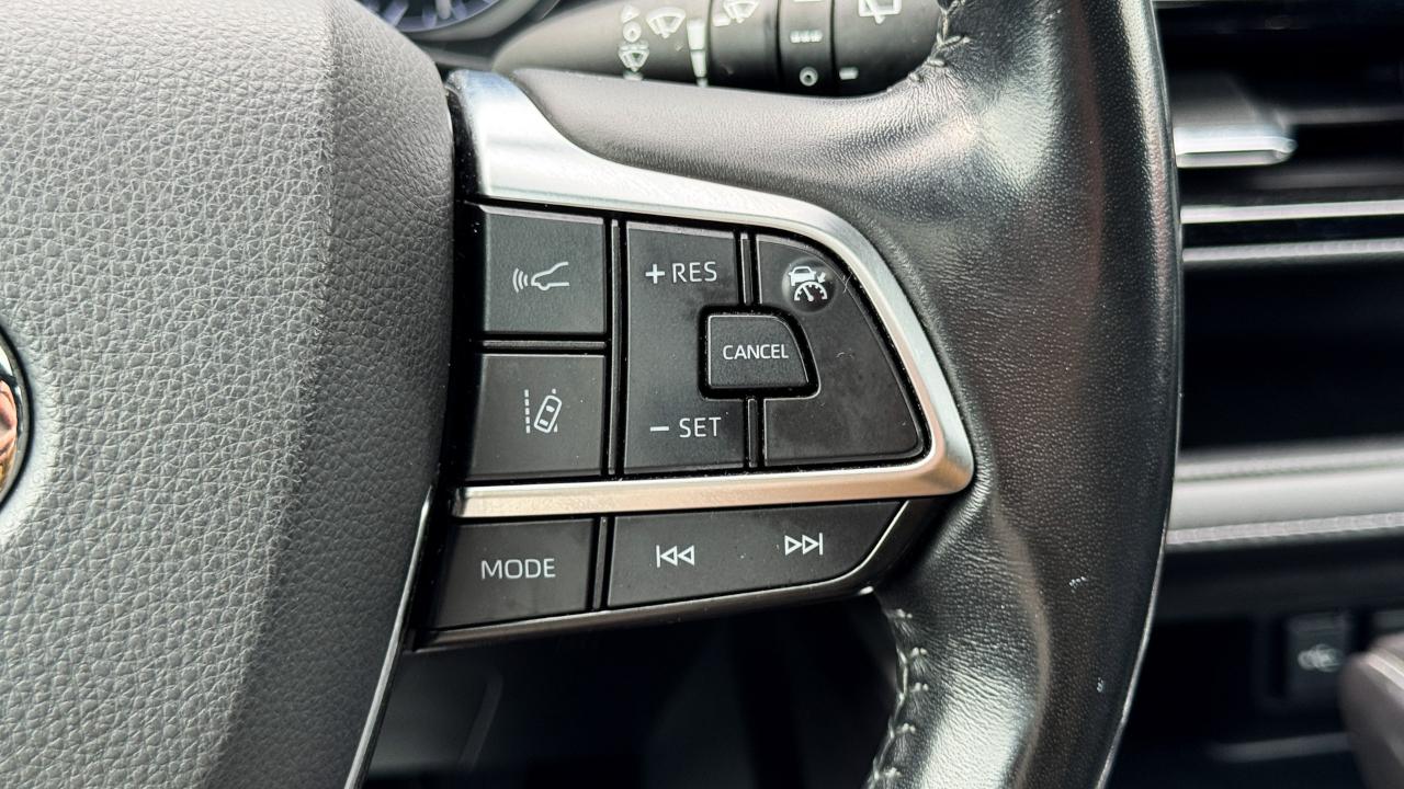 Toyota Highlander XSE AWD (Natl) 2021