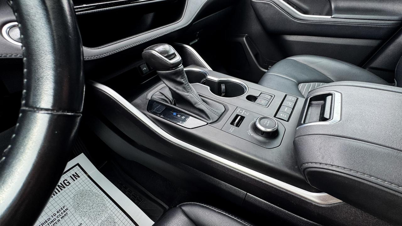 Toyota Highlander XSE AWD (Natl) 2021