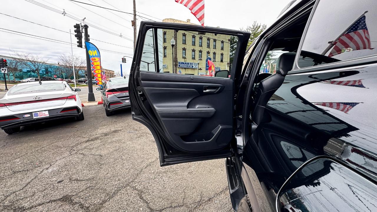 Toyota Highlander XSE AWD (Natl) 2021