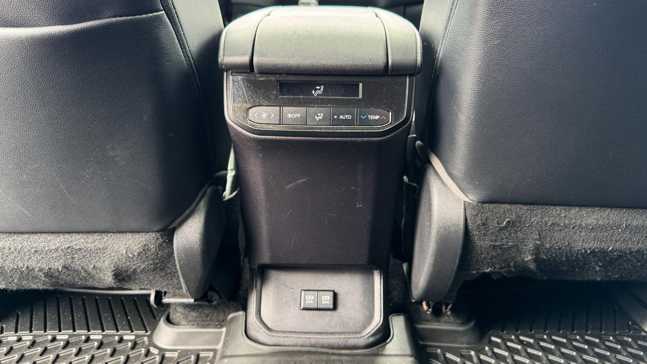 Toyota Highlander XSE AWD (Natl) 2021