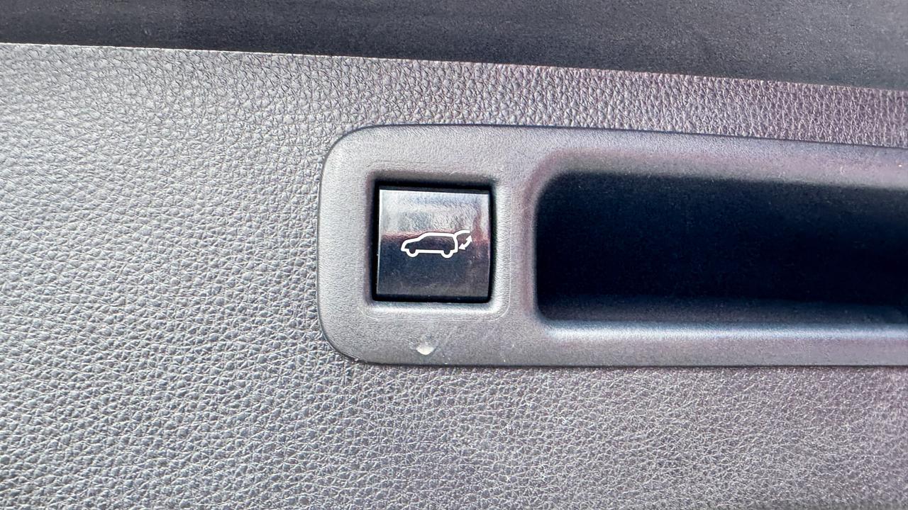 Toyota Highlander XSE AWD (Natl) 2021