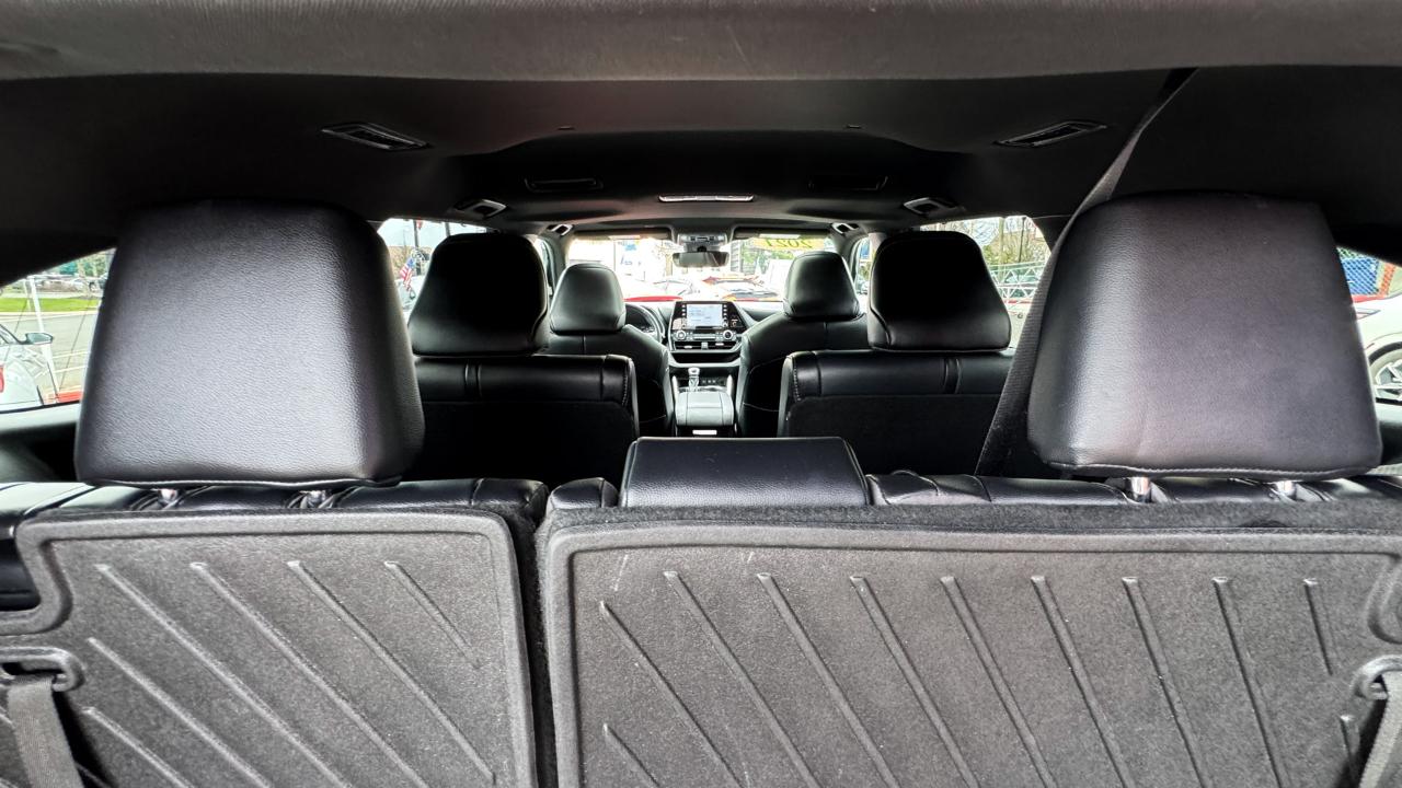 Toyota Highlander XSE AWD (Natl) 2021