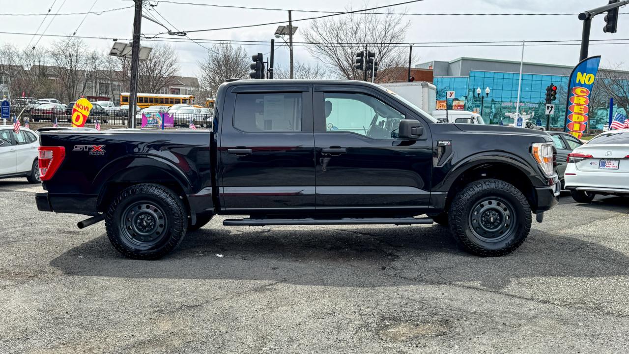 Ford F-150 4WD SuperCrew 150" XL 2021