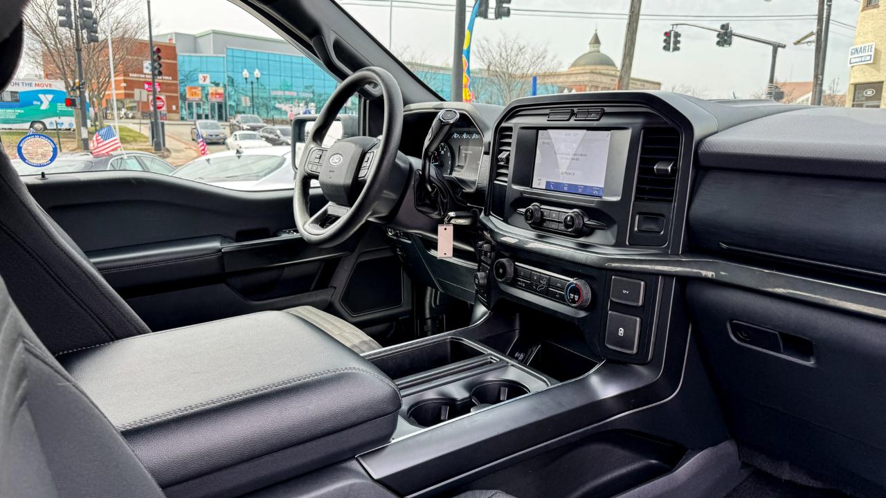 Ford F-150 4WD SuperCrew 150" XL 2021