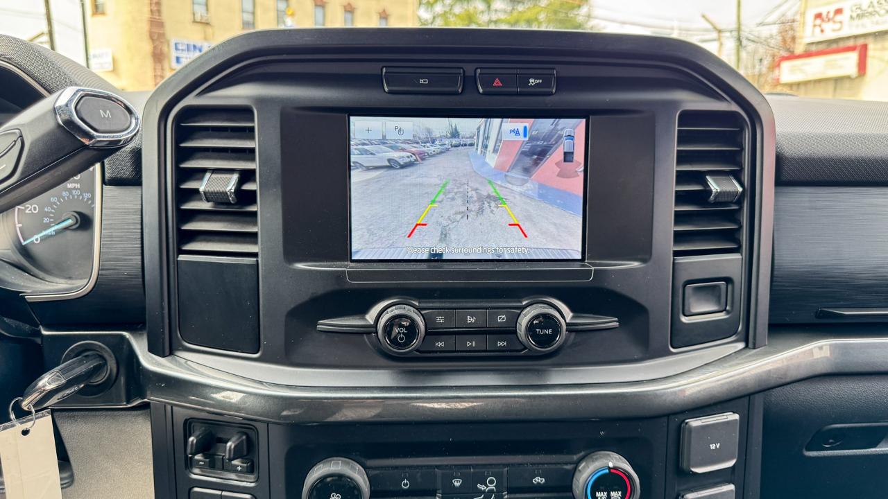 Ford F-150 4WD SuperCrew 150" XL 2021