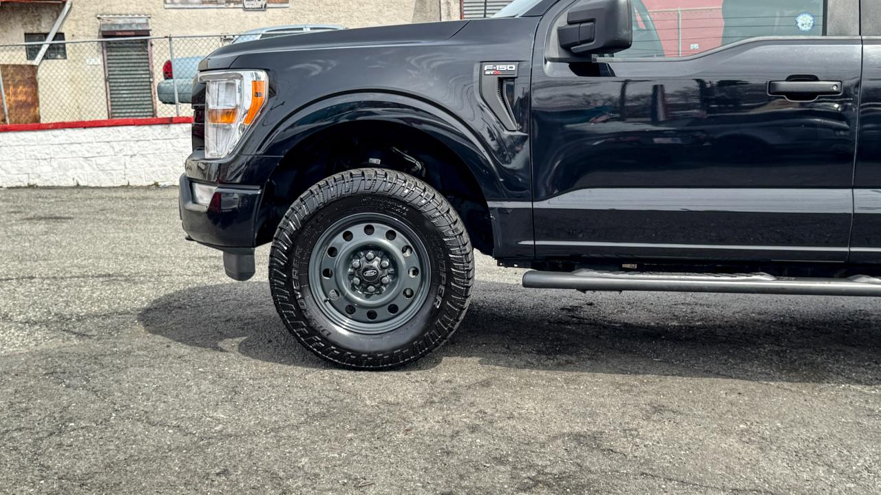 Ford F-150 4WD SuperCrew 150" XL 2021