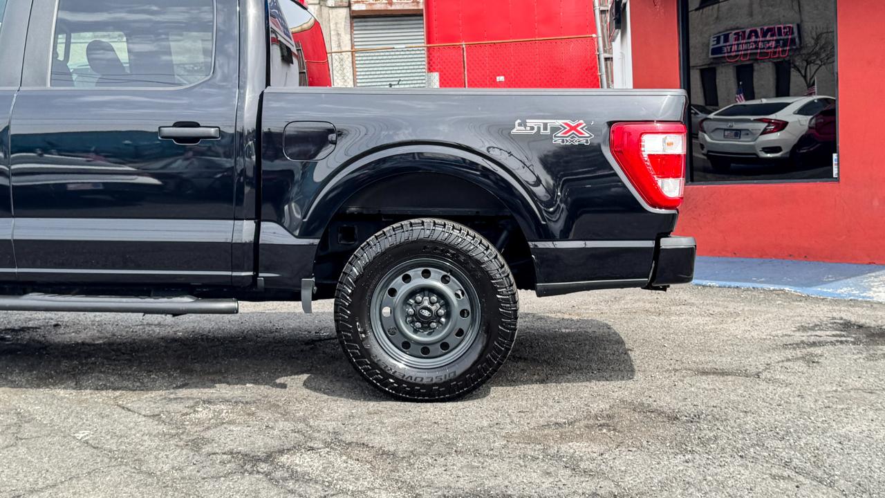 Ford F-150 4WD SuperCrew 150" XL 2021