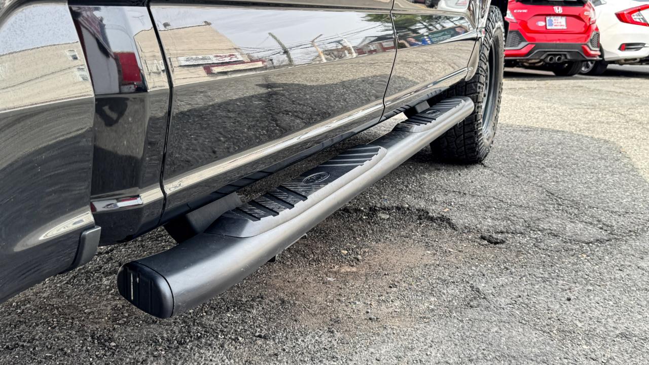 Ford F-150 4WD SuperCrew 150" XL 2021