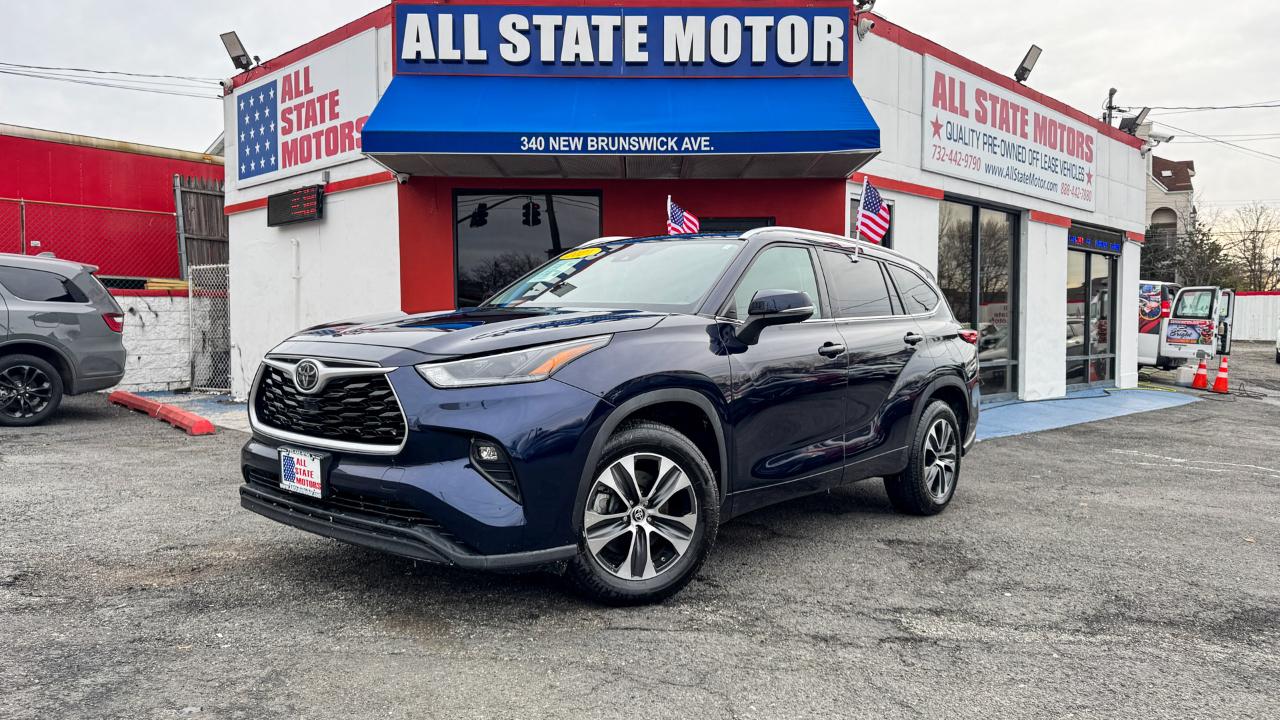 Toyota Highlander XLE FWD (Natl) 2021