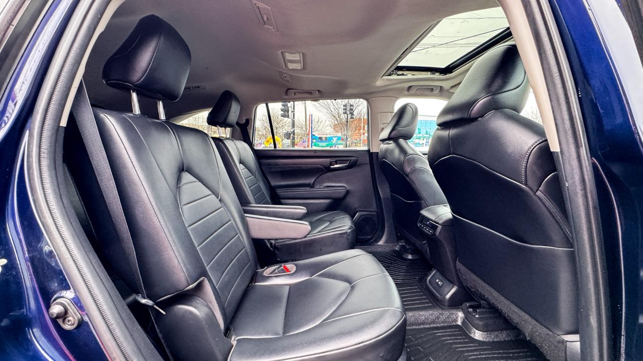 Toyota Highlander XLE FWD (Natl) 2021