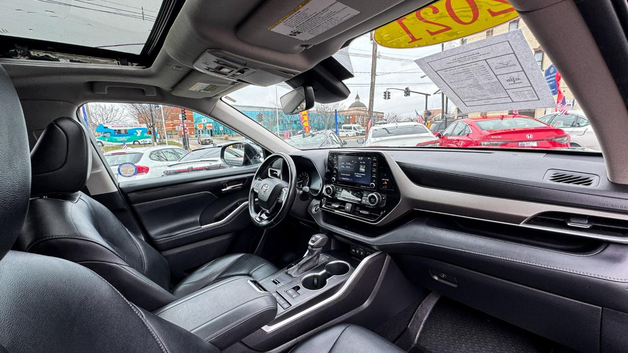 Toyota Highlander XLE FWD (Natl) 2021