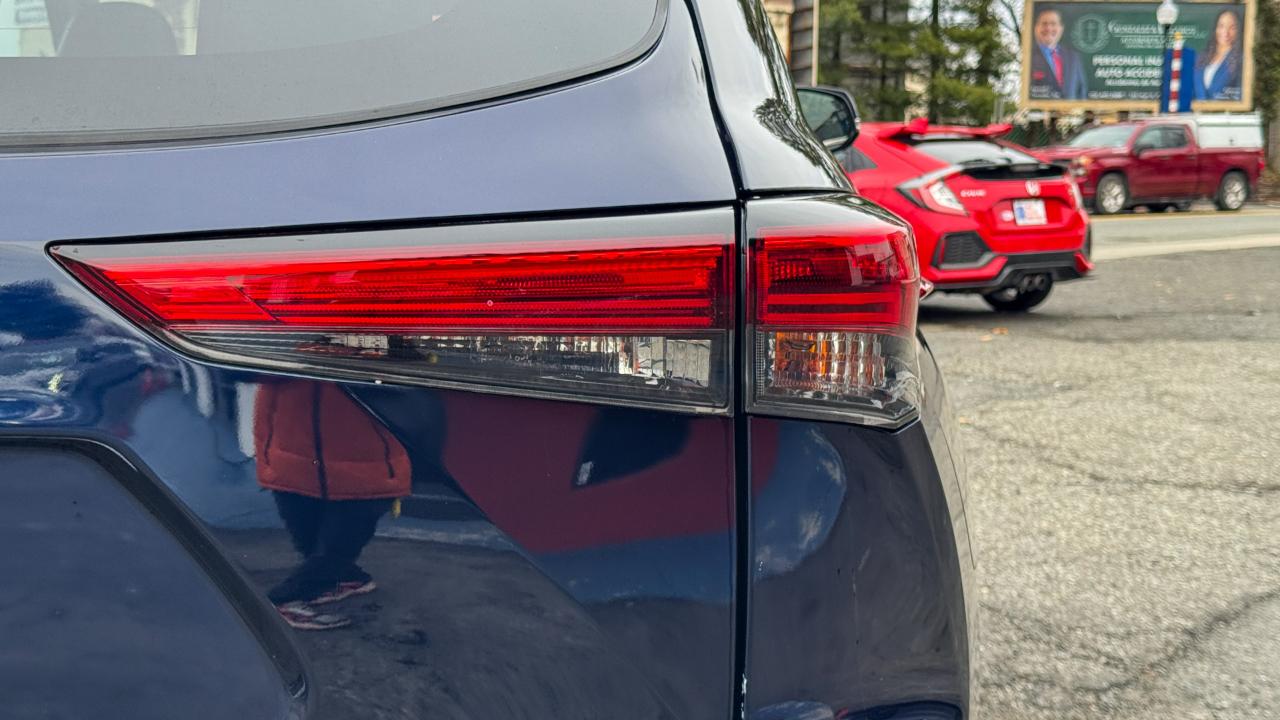 Toyota Highlander XLE FWD (Natl) 2021