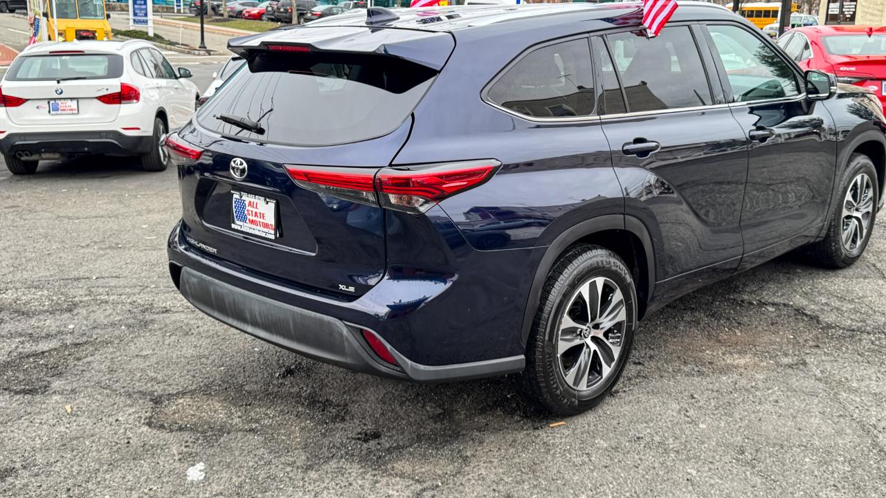 Toyota Highlander XLE FWD (Natl) 2021