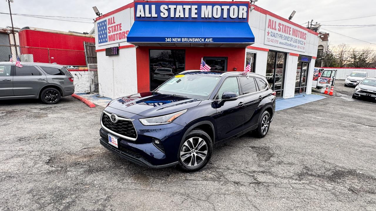 Toyota Highlander XLE FWD (Natl) 2021