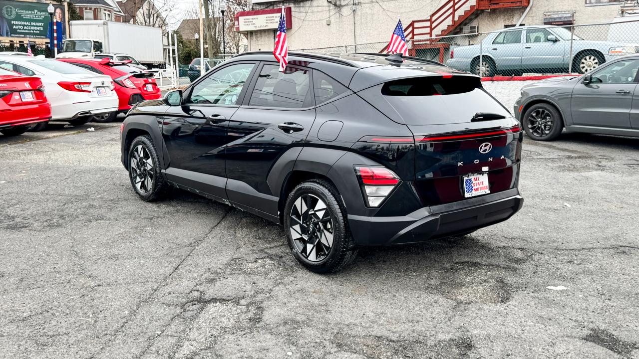 Hyundai Kona SEL FWD 2024