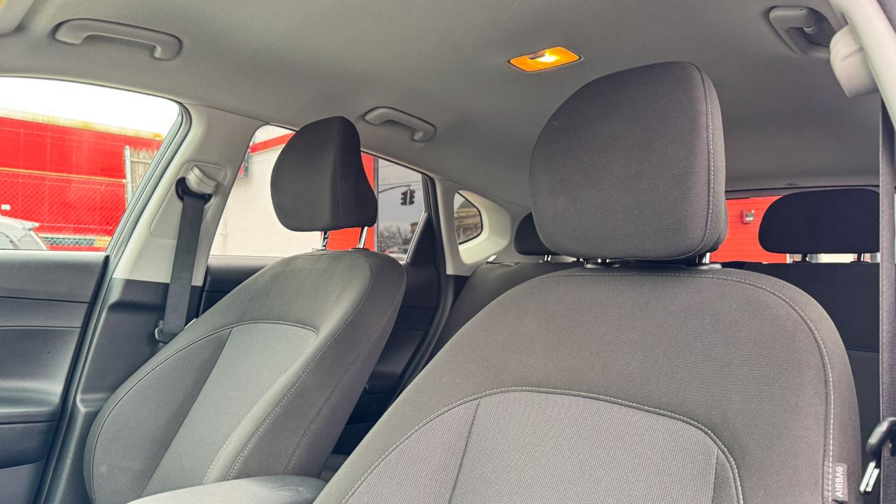 Hyundai Kona SEL FWD 2024