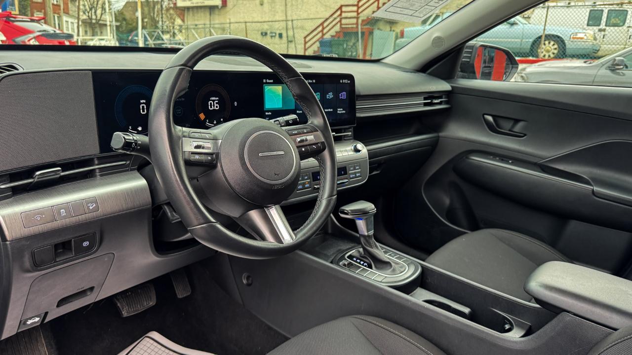 Hyundai Kona SEL FWD 2024