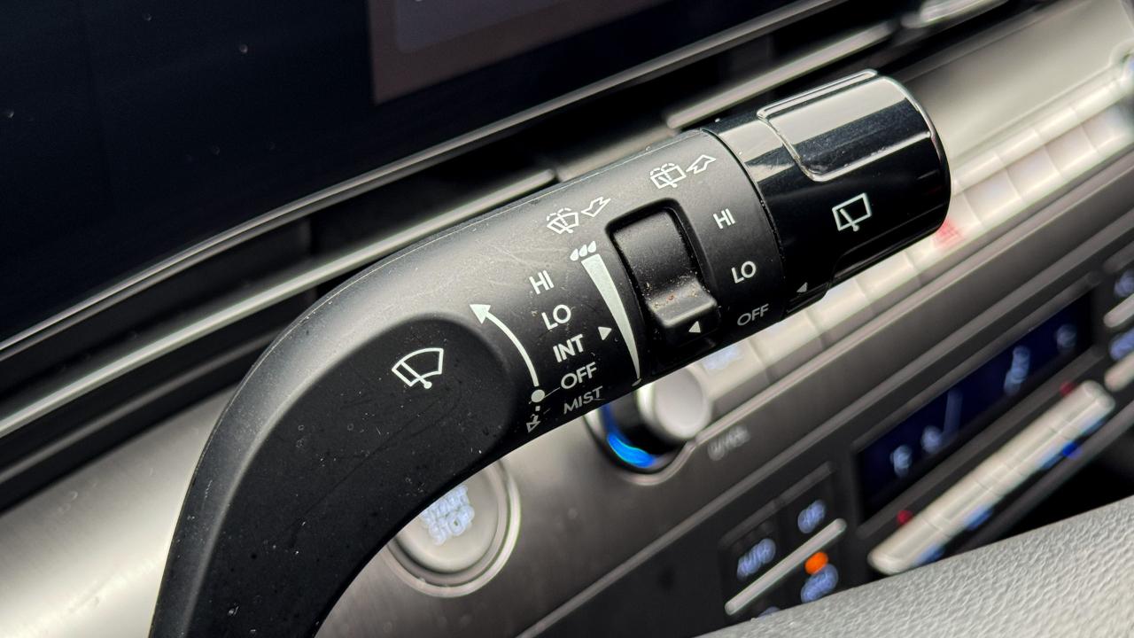 Hyundai Kona SEL FWD 2024