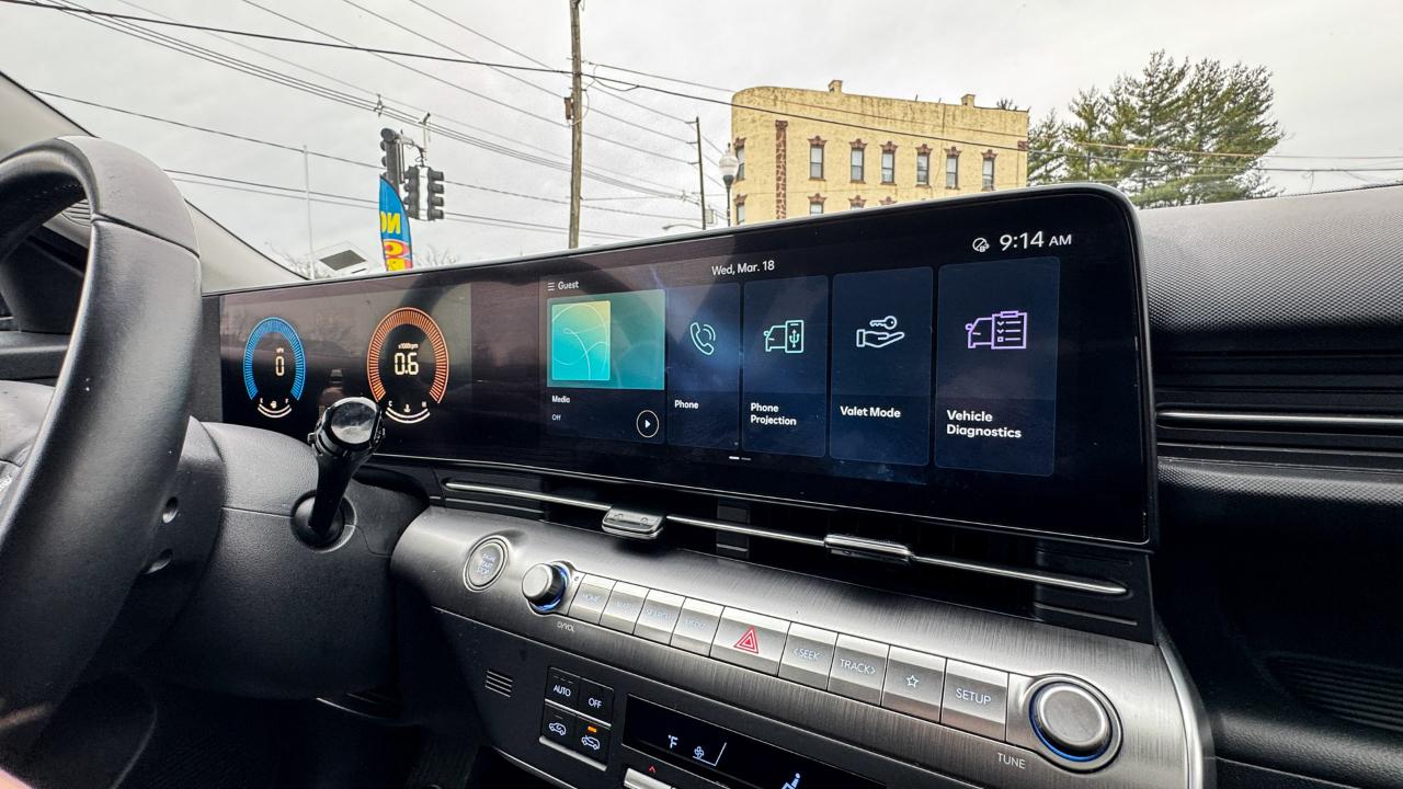 Hyundai Kona SEL FWD 2024