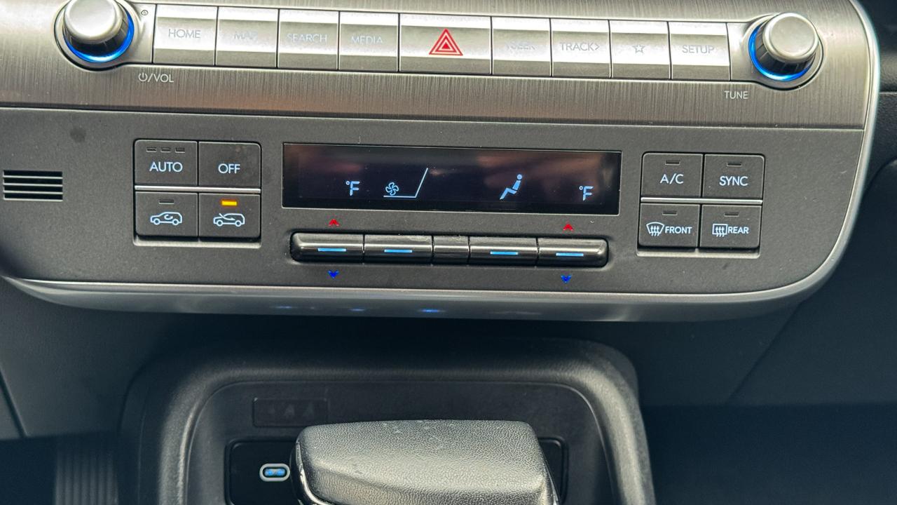 Hyundai Kona SEL FWD 2024