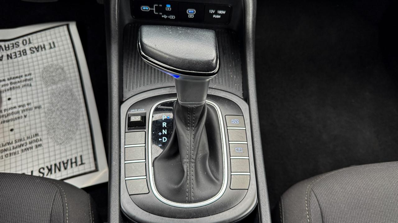 Hyundai Kona SEL FWD 2024