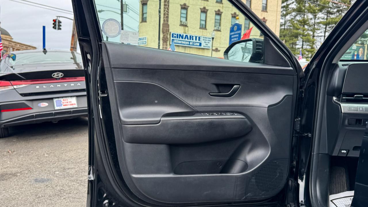 Hyundai Kona SEL FWD 2024