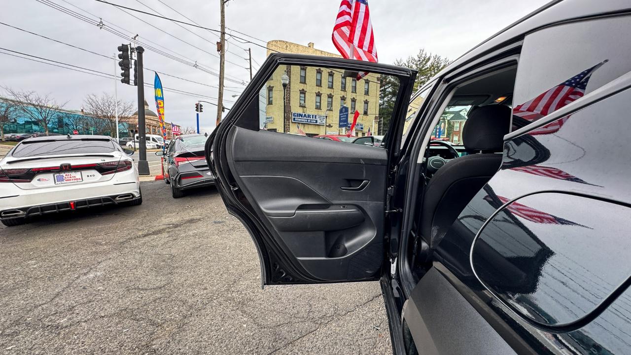 Hyundai Kona SEL FWD 2024