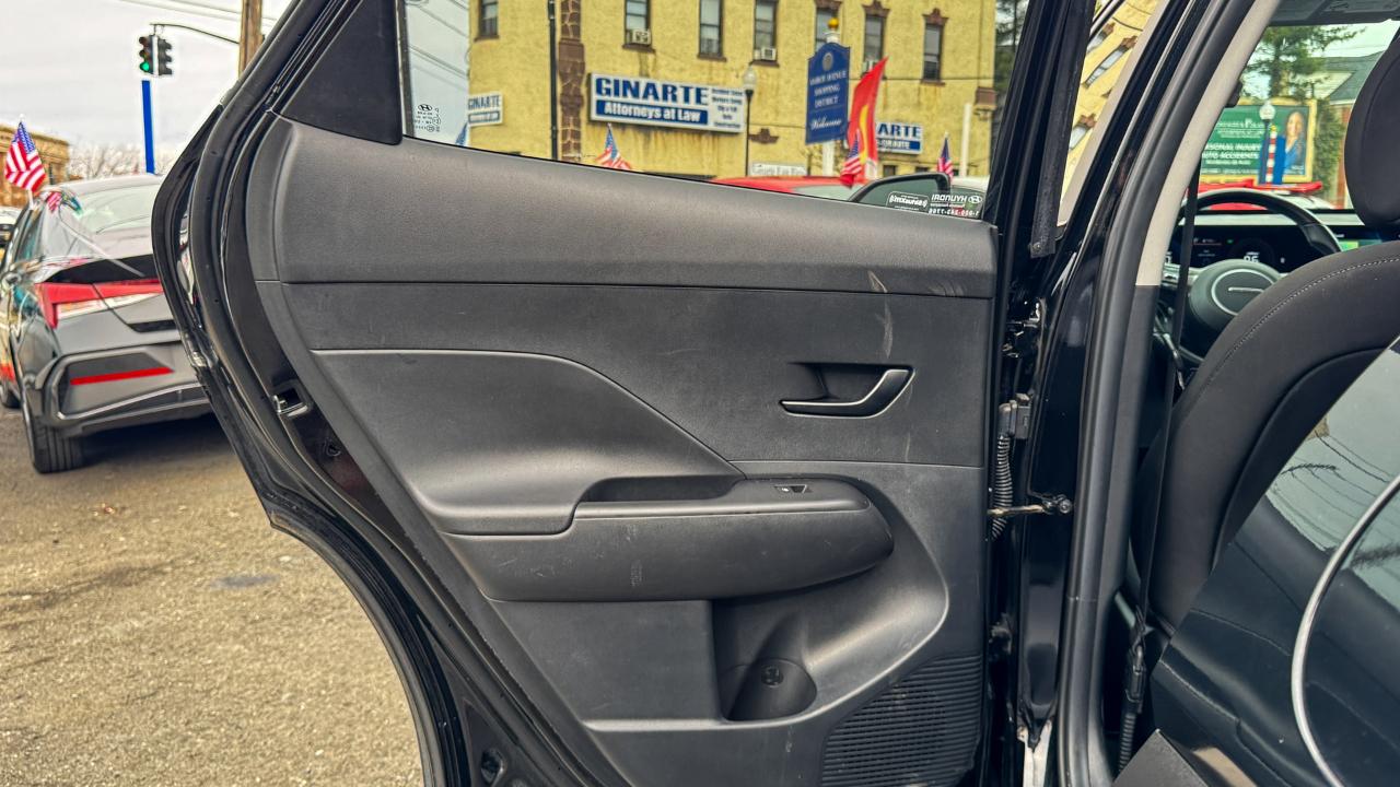 Hyundai Kona SEL FWD 2024