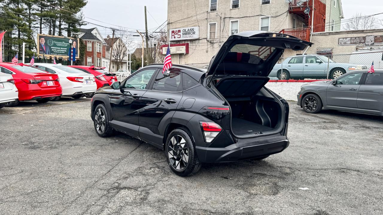 Hyundai Kona SEL FWD 2024