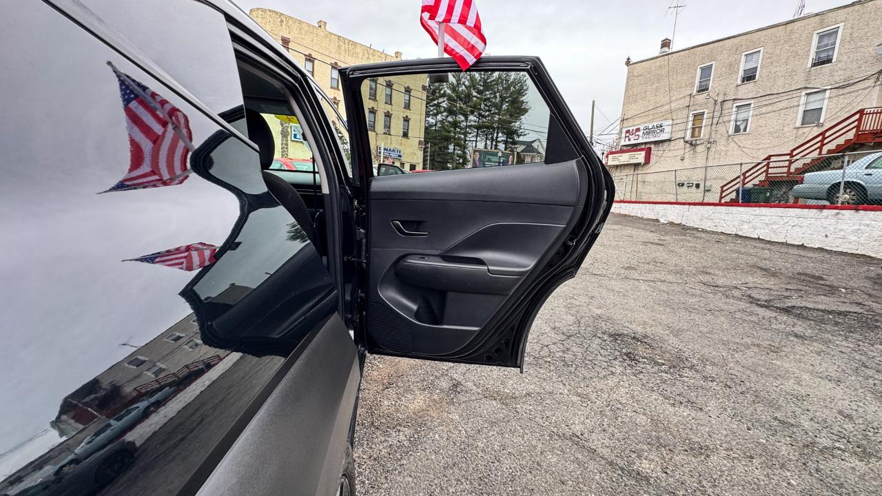 Hyundai Kona SEL FWD 2024