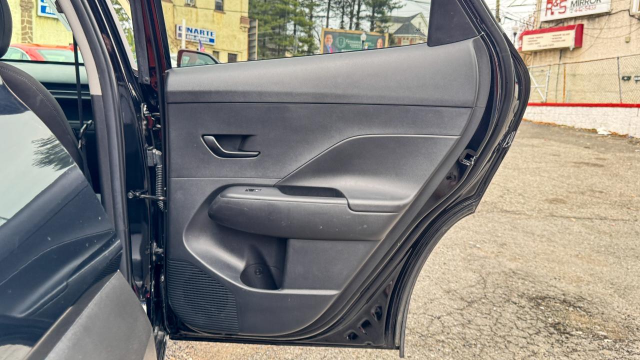 Hyundai Kona SEL FWD 2024