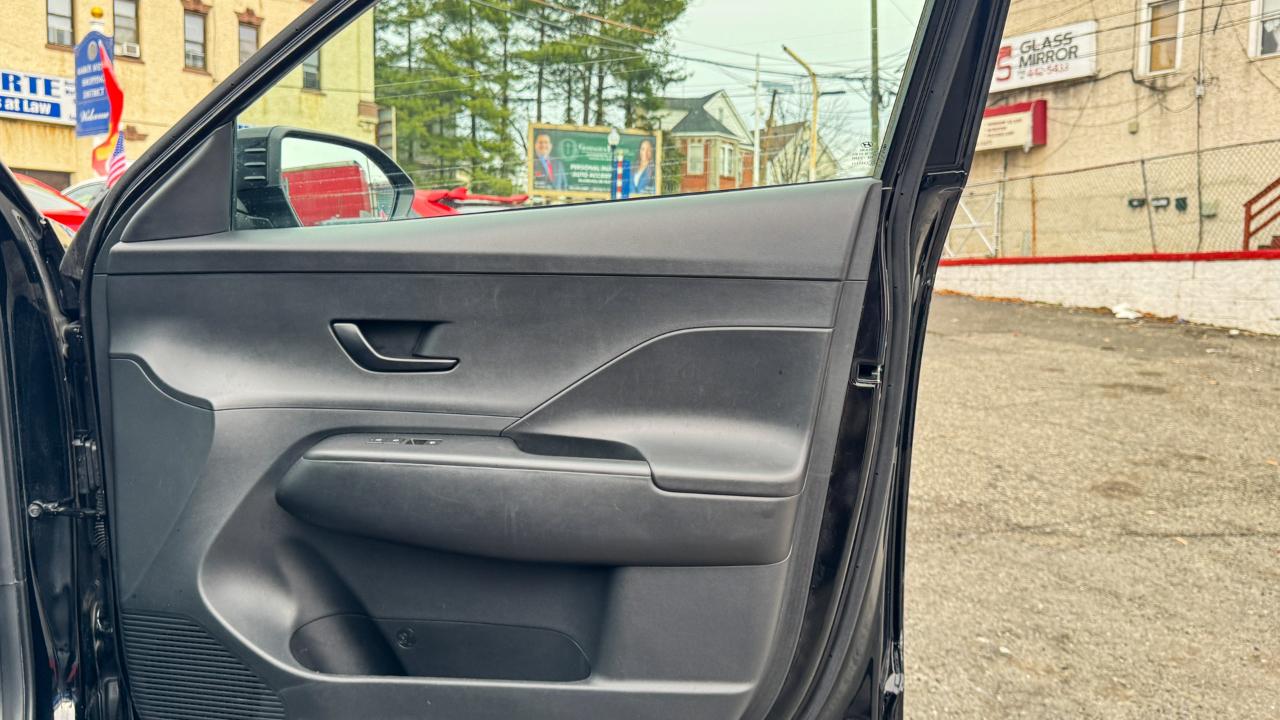 Hyundai Kona SEL FWD 2024