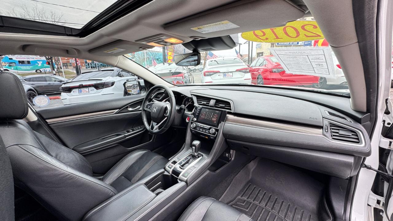 Honda Civic Sedan EX-L CVT 2019