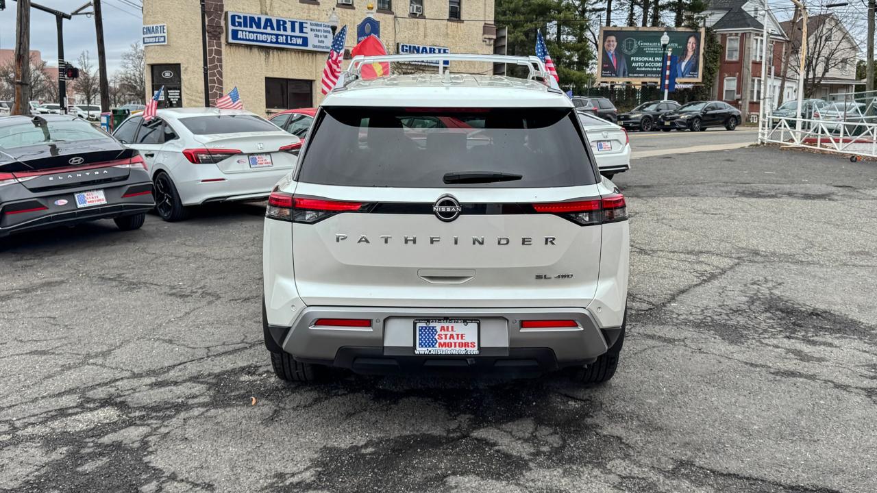 Nissan Pathfinder SL 4WD 2023