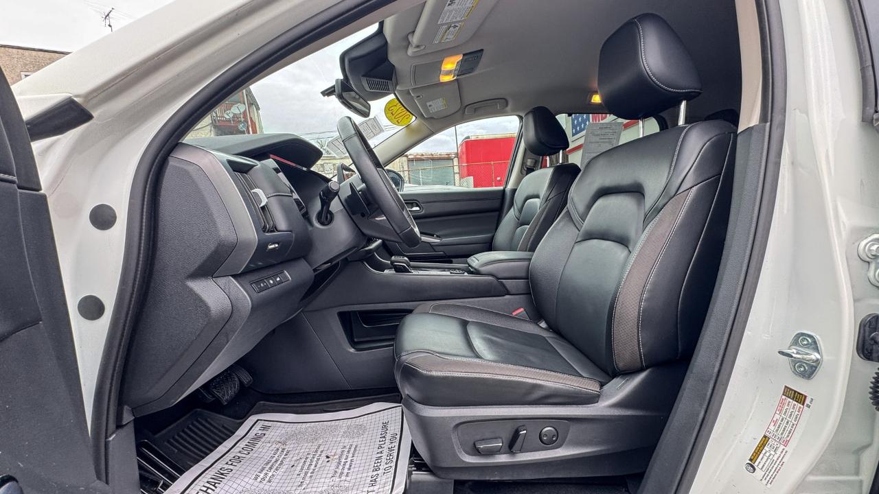 Nissan Pathfinder SL 4WD 2023