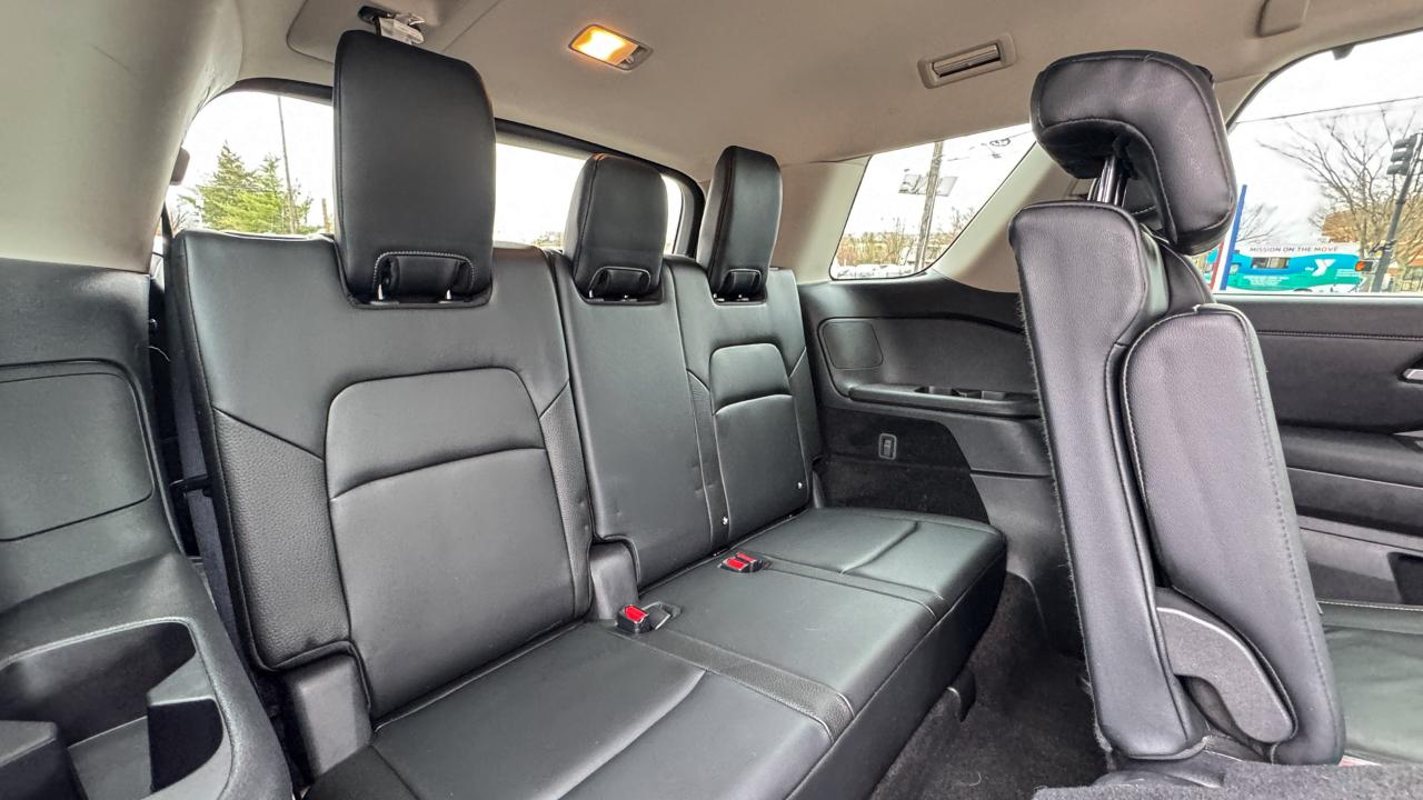 Nissan Pathfinder SL 4WD 2023