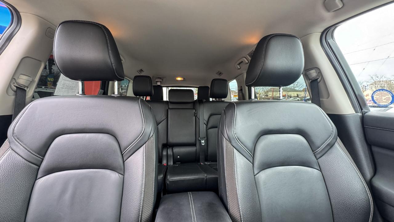 Nissan Pathfinder SL 4WD 2023