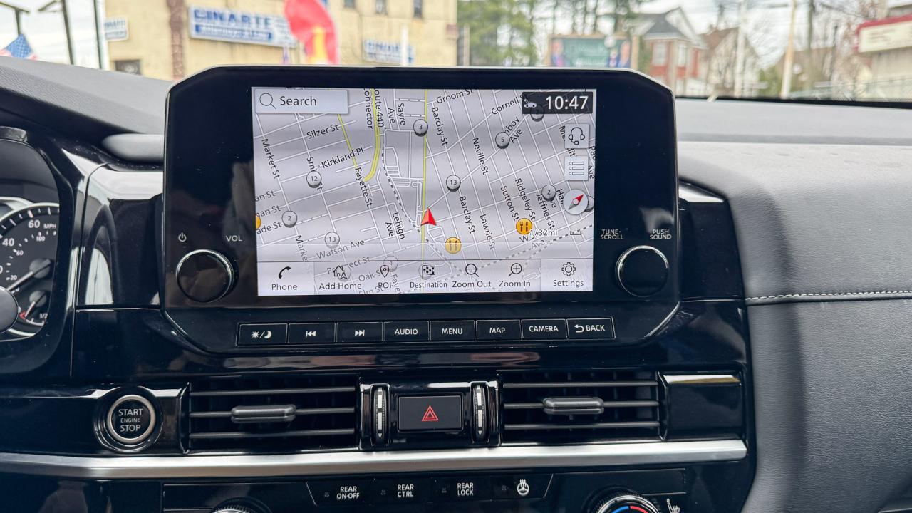 Nissan Pathfinder SL 4WD 2023